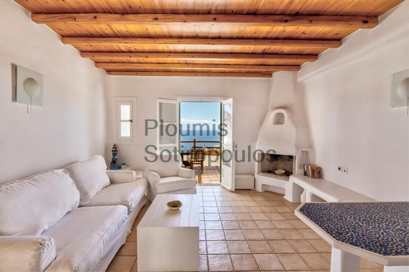 Residence in Lia, Mykonos Greece for Sale