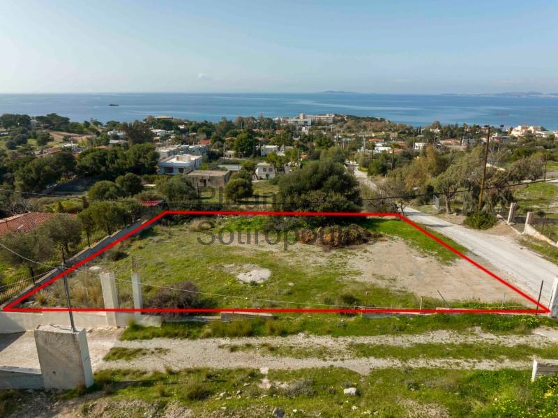 Plot of land with view in Saronida