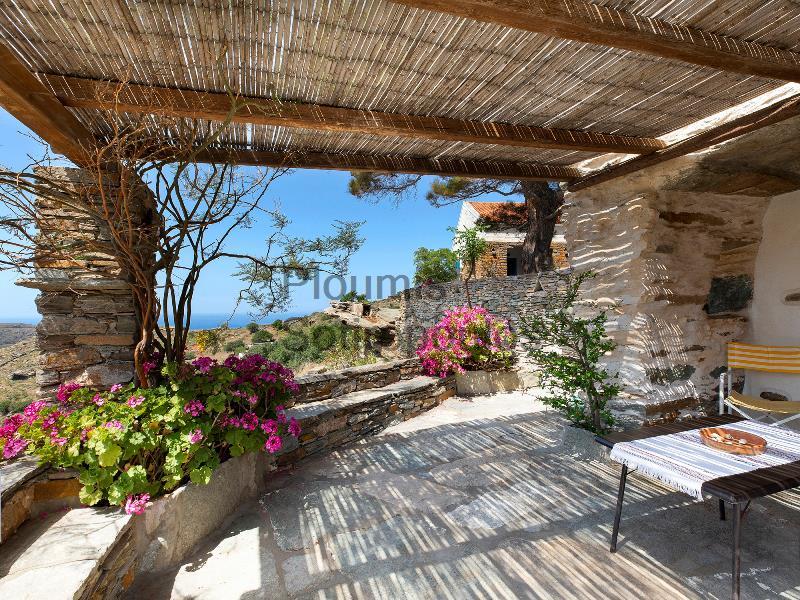 Traditional Stone Cottage in Kea Greece for Sale