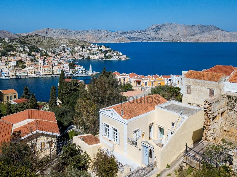 An Artist's Dream, Symi