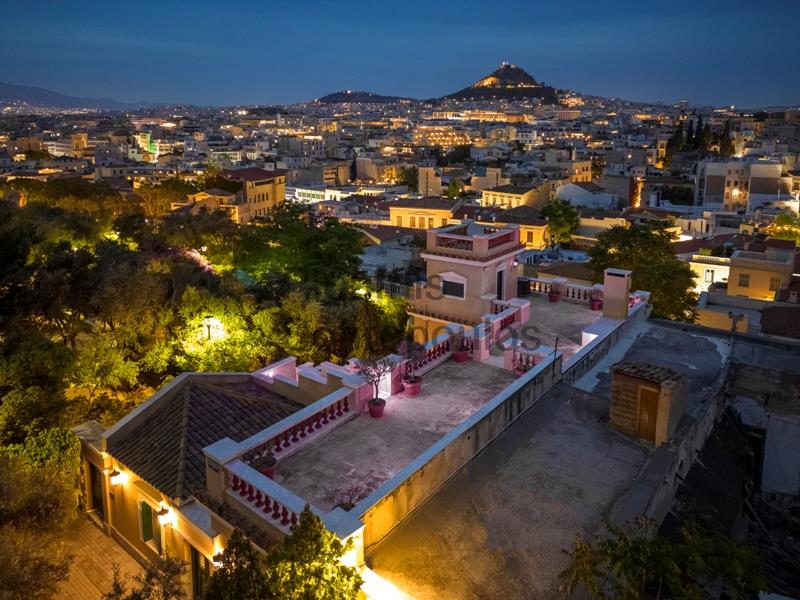 Windsong Plaka, Athens Greece for Sale
