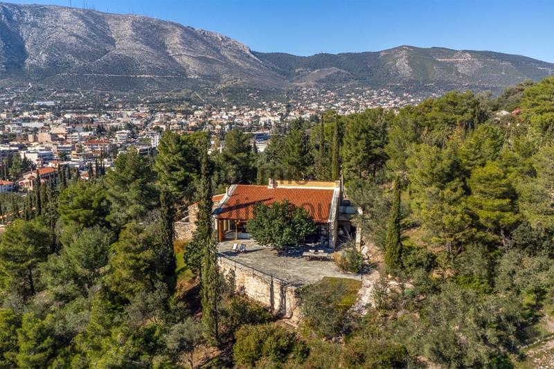 Αρχιτεκτονικό Κόσμημα στην Παιανία Ελλάδα προς Πώληση